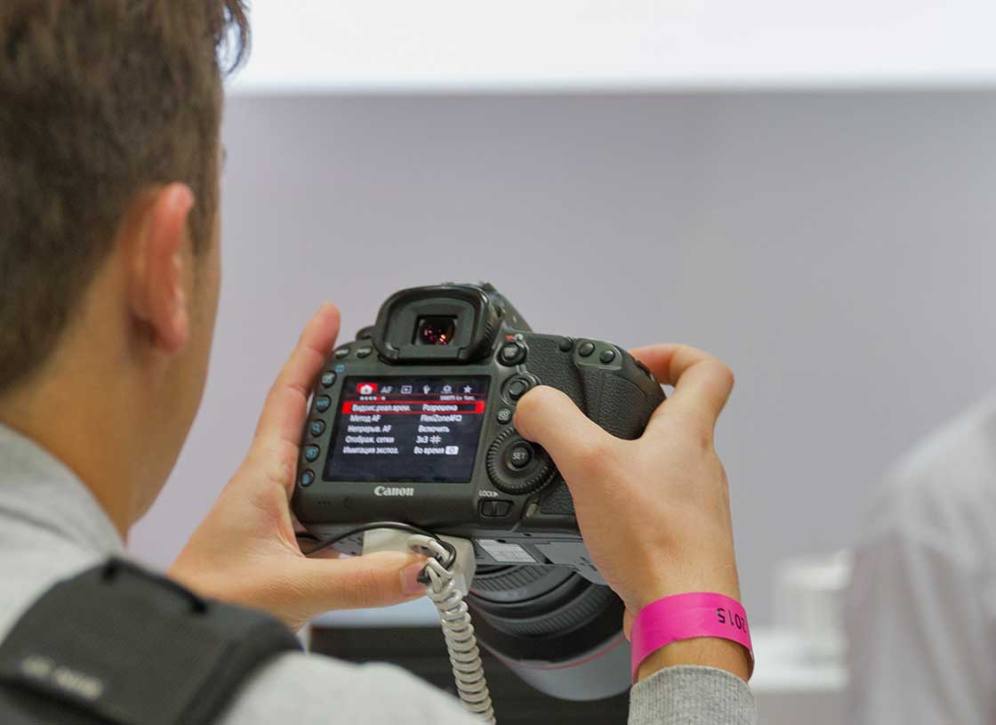 How to Turn Your Home Show into a Photo Op Graphic